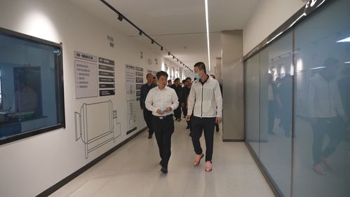 周鵬舉到我縣走訪調(diào)研企業(yè)運行情況